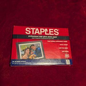 Staples High Gloss Photo Paper 40 Sheets 4” x 6” Professional
